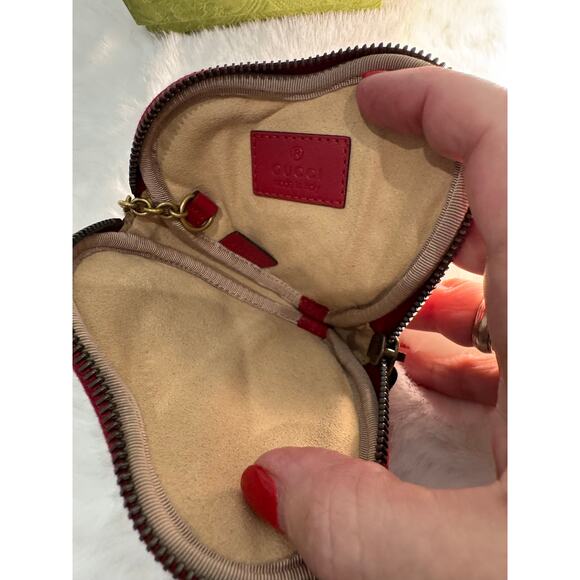 Gucci GG Marmont Heart Key Chain Wallet – Red Leather - Picture 4 of 5